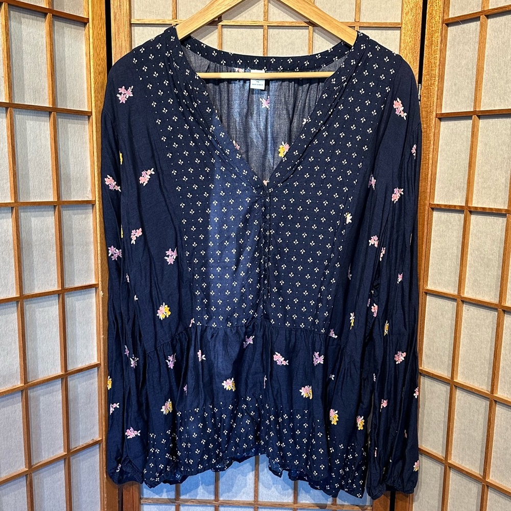 Old Navy Blue Floral Print Peasant Top XL